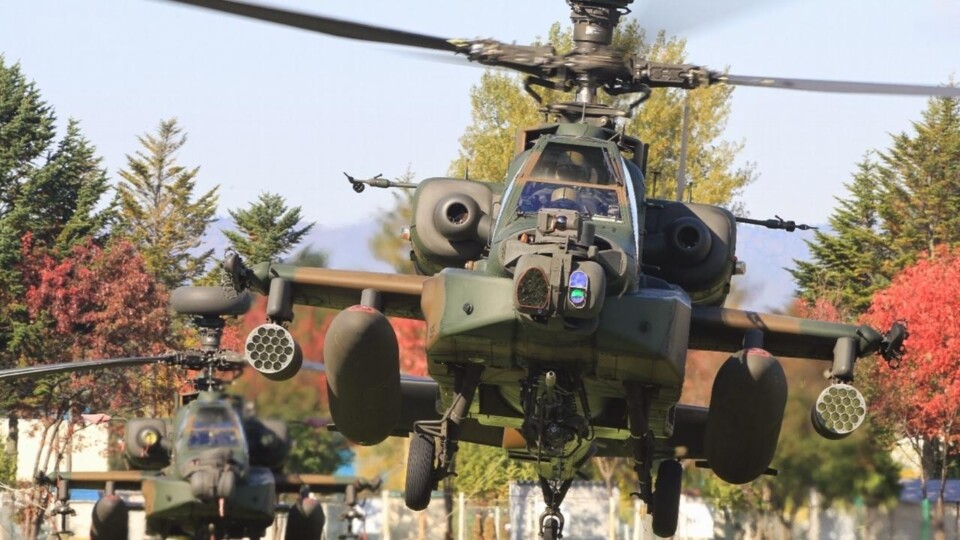 自衛隊のヘリコプター訓練